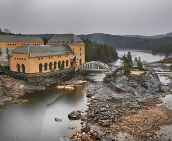 Med Fotomax kameraklubb til Nomeland kraftverk