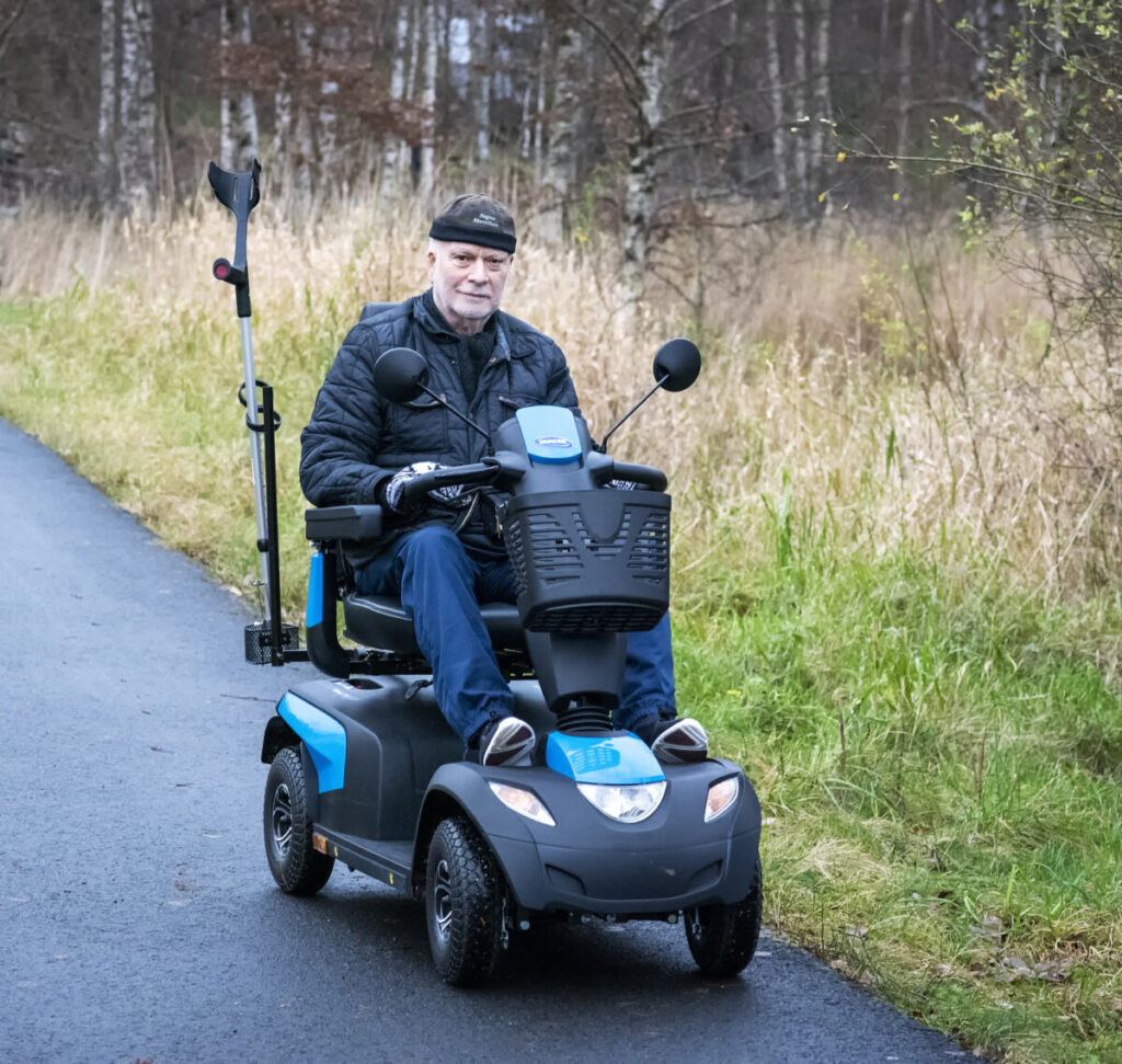 Hjerneblødning, elektrisk rullestol